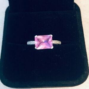 Elegant Pink Sapphire Ring
